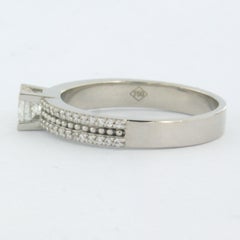 Anillo con diamantes talla brillante de hasta 0,43ct Oro blanco de 18k 3,9 gramos