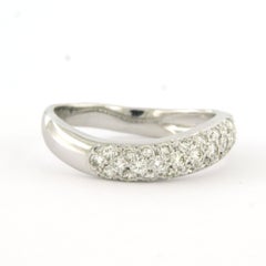 Anello con diamanti taglio brillante fino a 0,45 carati in oro bianco 18 carati 3,2 grammi