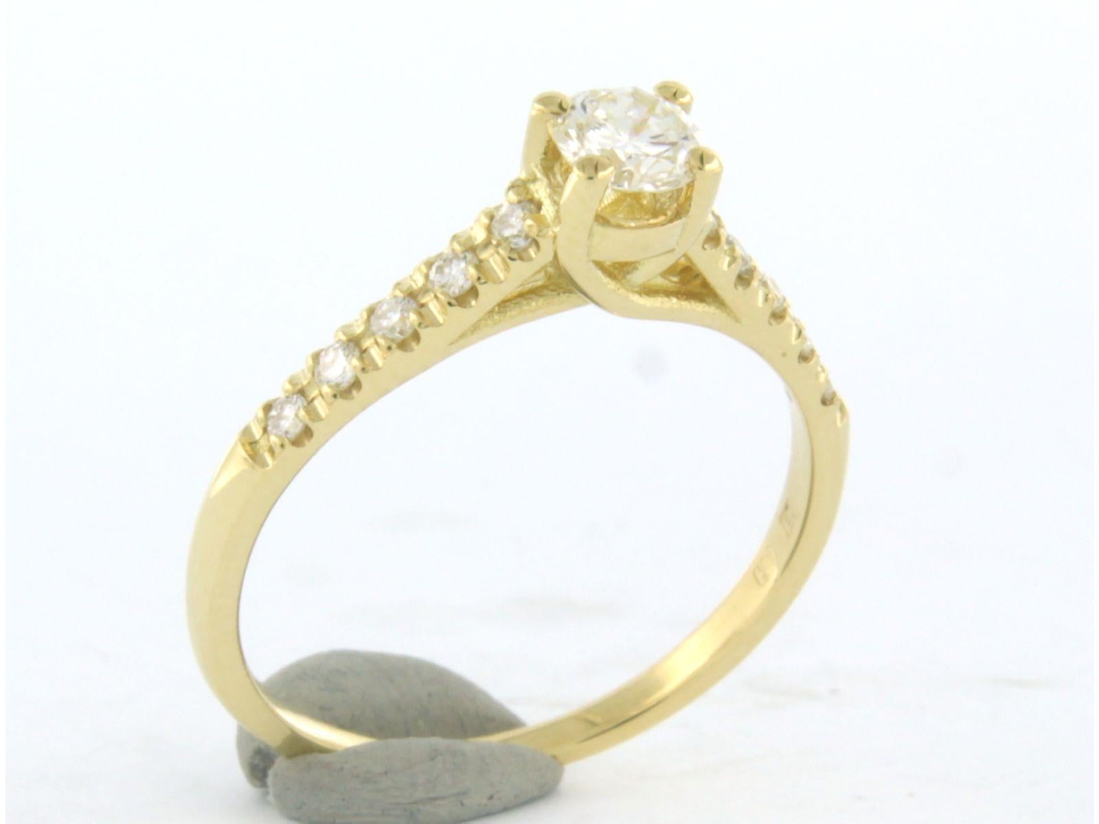 Brilliant Cut Ring with brilliant cut diamonds up to 0.46ct 18k yellow gold For Sale