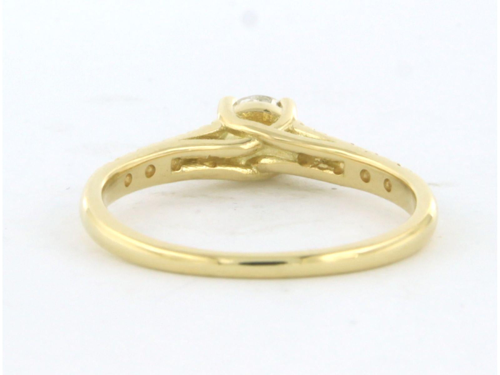 Ring with brilliant cut diamonds up to 0.46ct 18k yellow gold In New Condition For Sale In The Hague, ZH