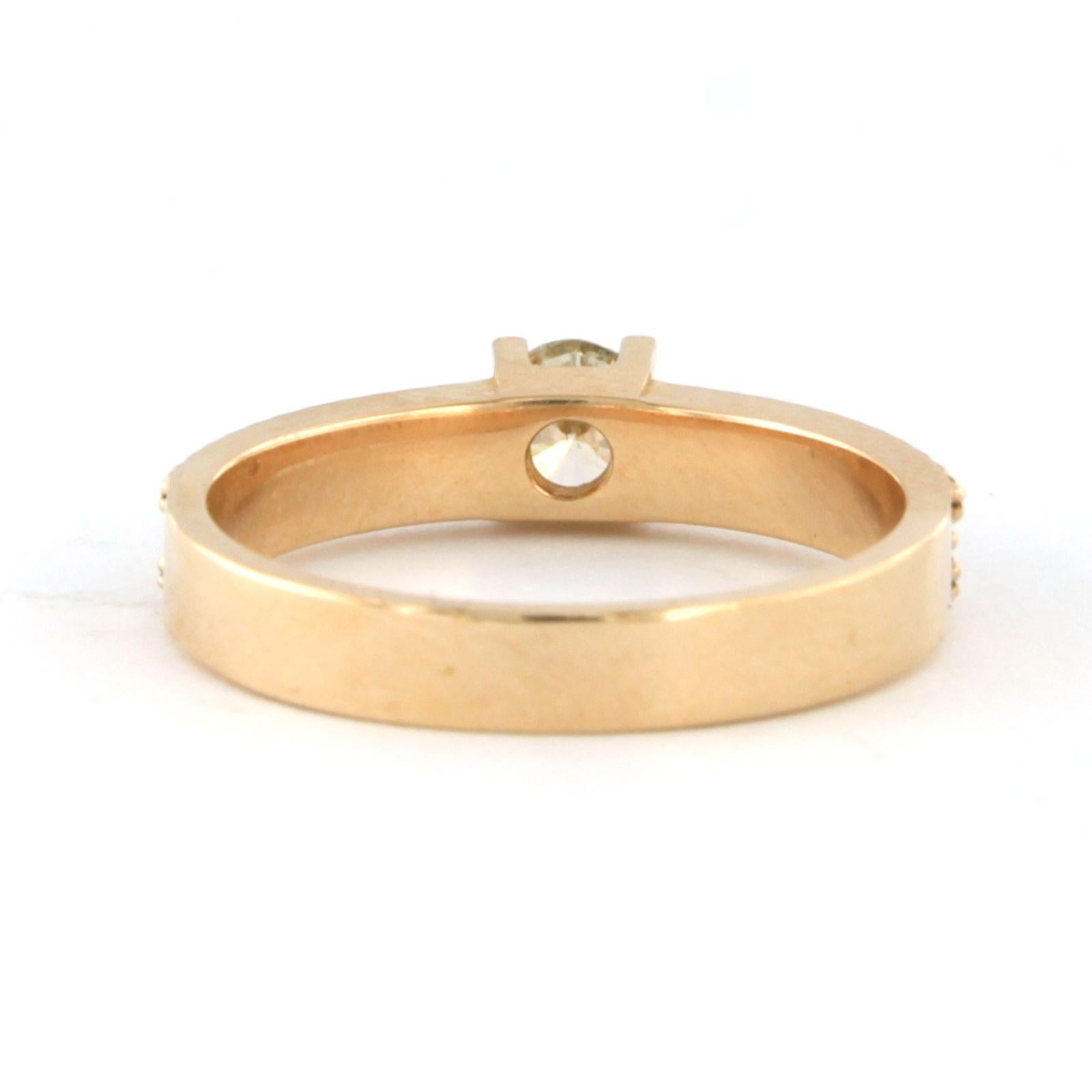 Moderne Bague avec diamants taille brillant jusqu'à 0,48ct Or rose 18k 4,1 grammes en vente