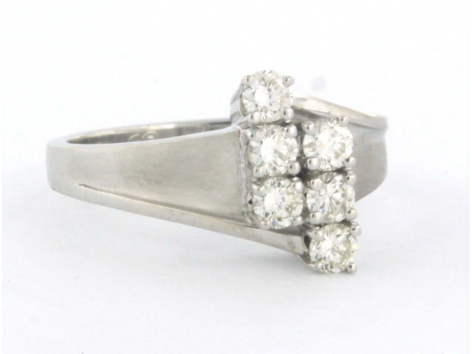 Donna Anello con diamanti taglio brillante fino a 0,60ct in oro bianco 18k 7,0 grammi in vendita