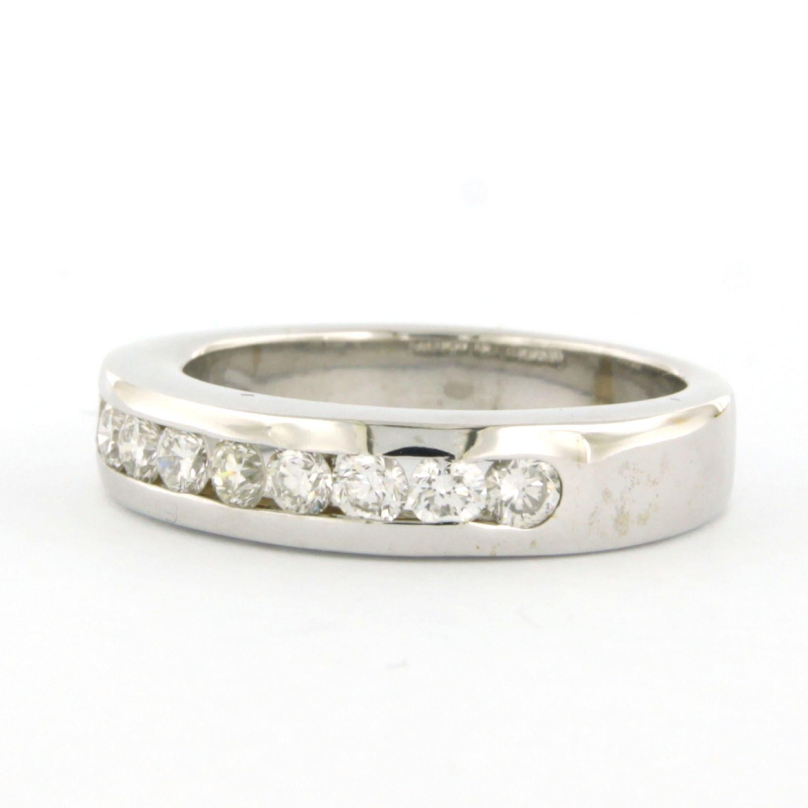 Ring with brilliant cut diamonds up to 0.60ct 18k white gold 7.8 grams (Brillantschliff) im Angebot