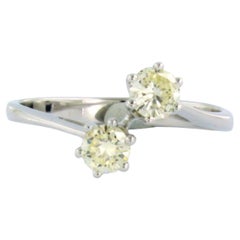 Anello con diamanti taglio brillante fino a 0,60ct in oro bianco 18k