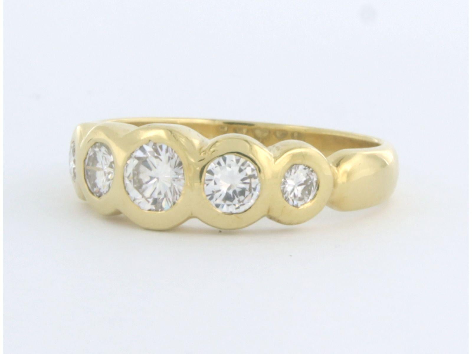 Bague avec diamants taille brillant jusqu'à 0,65ct 5,7 grammes Or jaune 18k Excellent état - En vente à The Hague, ZH