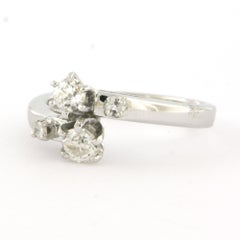 Ring with brilliant cut diamonds up to 0.70ct 18k gold 5.1 grams