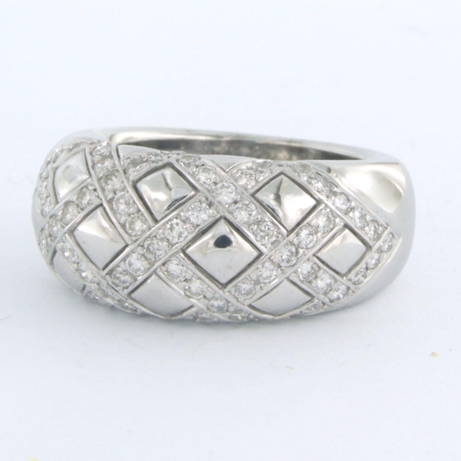 Brilliant Cut Ring with brilliant cut diamonds up to 0.70ct 18k white gold For Sale