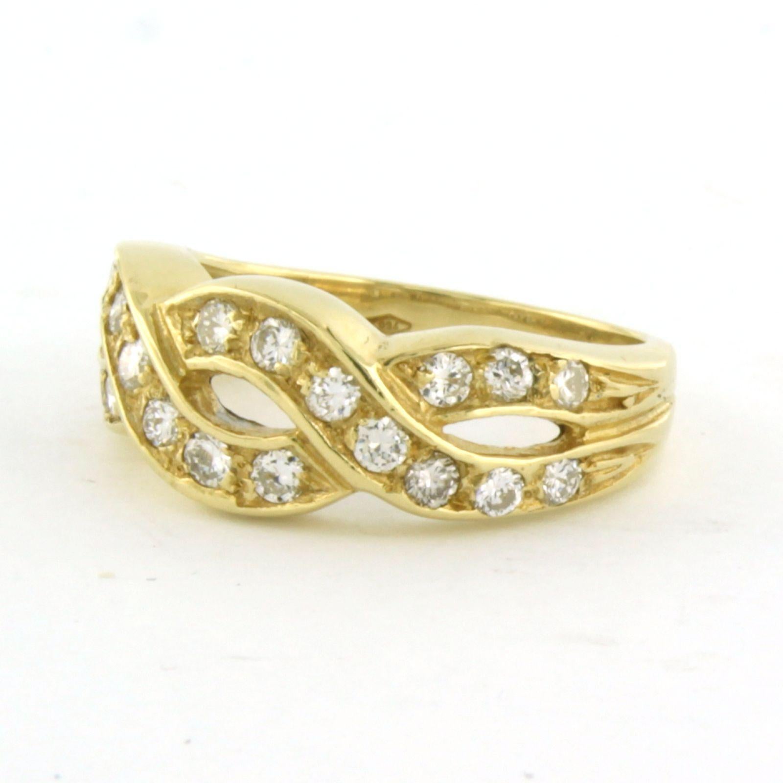 Bague avec diamants taille brillant jusqu'à 0,70ct Or jaune 18k 5,3 grammes Excellent état - En vente à The Hague, ZH