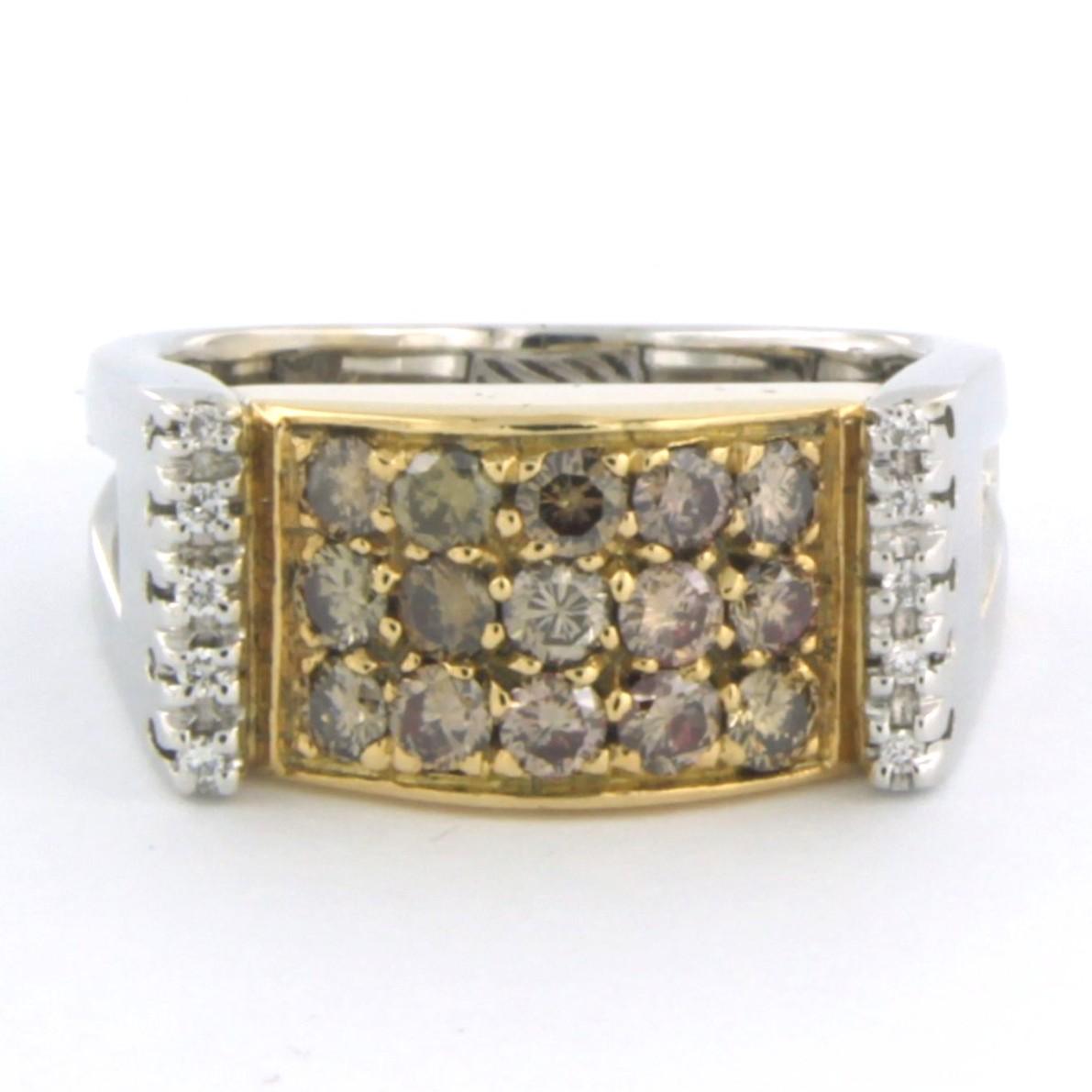 Anillo con diamantes talla brillante de hasta 0,80 ct Oro de 18k 12,1 gramos en venta 1