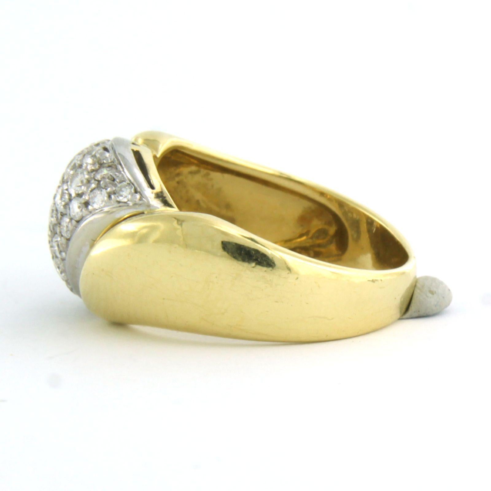 Ring with brilliant cut diamonds up to 0.90ct 18k bicolour gold In Excellent Condition For Sale In The Hague, ZH