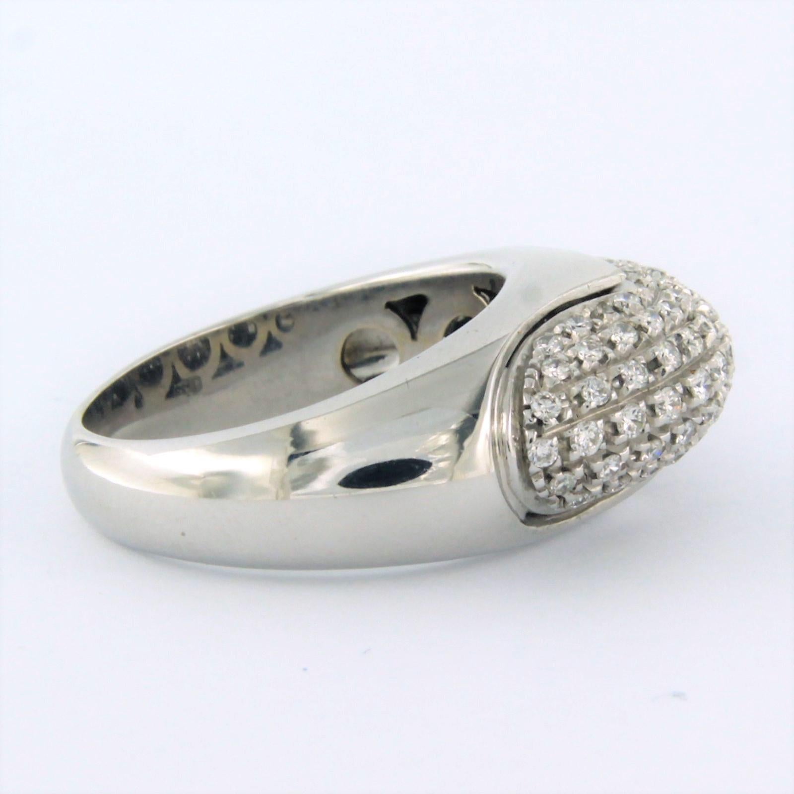 Ring mit Diamanten im Brillantschliff bis zu 0,95 Karat - 11,1 Gramm - 18 Karat Weißgold im Angebot 2
