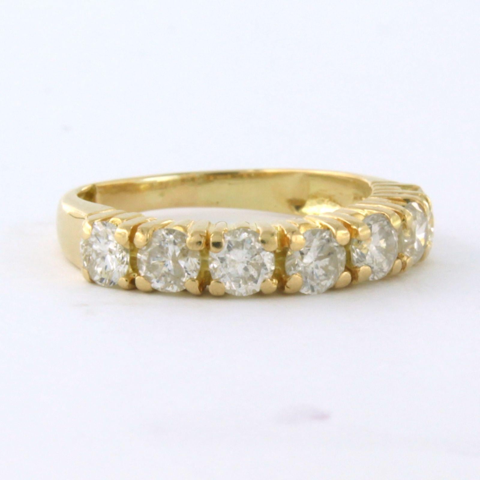 Taille brillant Bague avec diamants taille brillant jusqu'à 0,97ct Or jaune 18k en vente