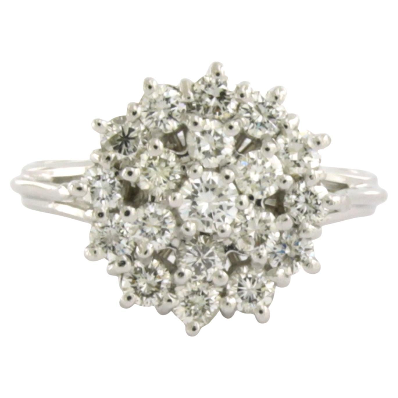 Ring with brilliant cut diamonds up to 1.10ct 18k gold 4.0 grams