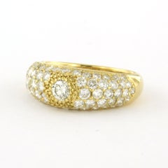 Ring mit Diamanten im Brillantschliff bis zu 1,35 Karat, 18-karätiges Gold, 4,2 Gramm