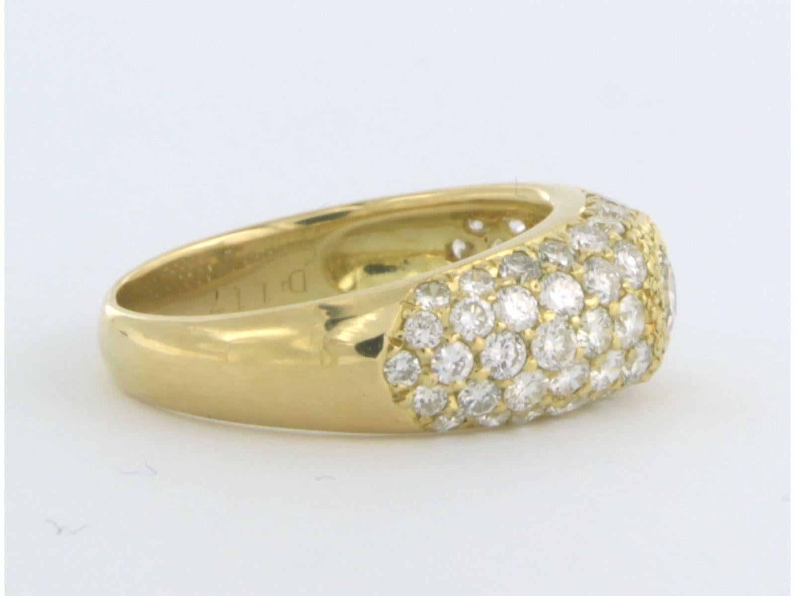 Ring with brilliant cut diamonds up to 1.35ct 18k yellow gold ringsize US 5.25 In Excellent Condition For Sale In The Hague, ZH