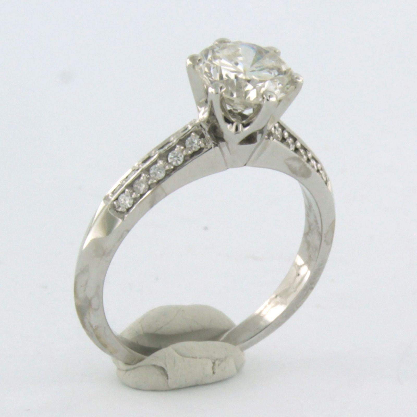 Ring mit Diamanten im Brillantschliff bis zu 1,50ct - 3.9 Gramm - 14k Weißgold im Angebot 1