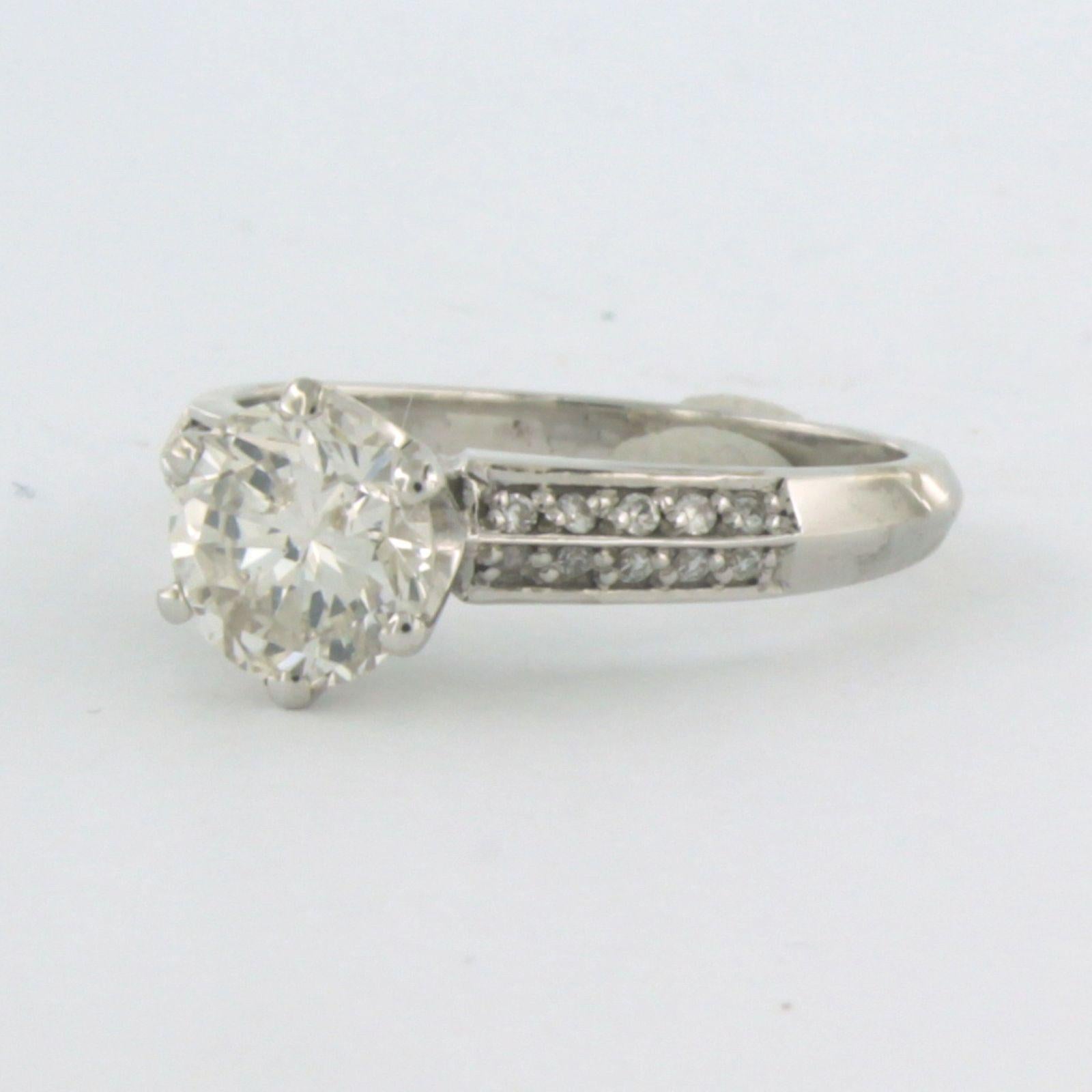 Ring mit Diamanten im Brillantschliff bis zu 1,50ct - 3.9 Gramm - 14k Weißgold im Angebot 3