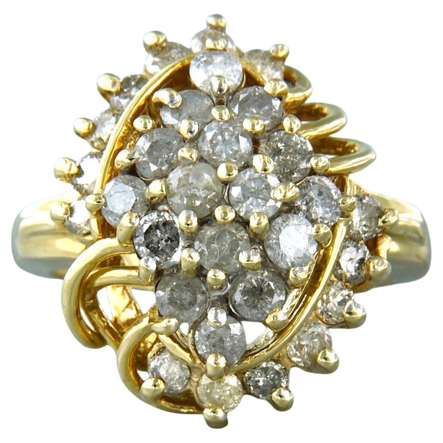Anello con diamanti a taglio brillante fino a 1,75 carati in oro 10k 7,2 grammi in vendita