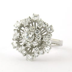 Anello con diamanti a taglio brillante fino a 1,84 ct, oro 14k, 6,3 grammi