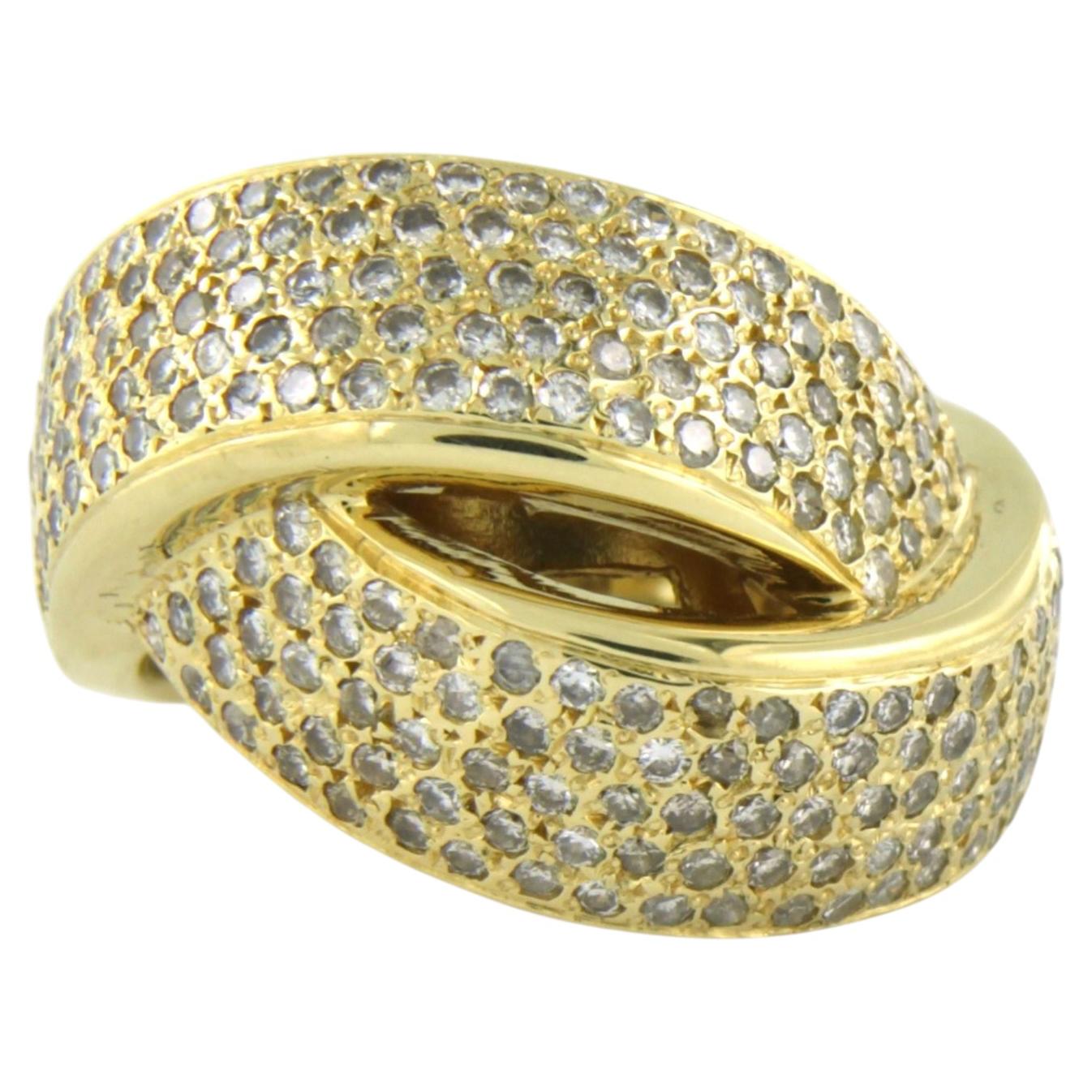 Anillo con diamantes talla brillante de hasta 2,00 ct 13,0 gramos Oro amarillo de 18k en venta
