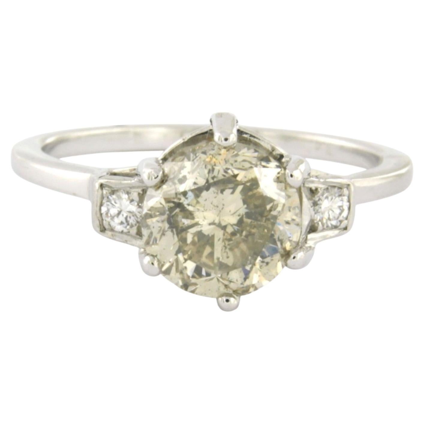 Ring mit Diamanten im Brillantschliff bis zu 2,16 Karat, 18 Karat Weißgold, 3,4 Gramm