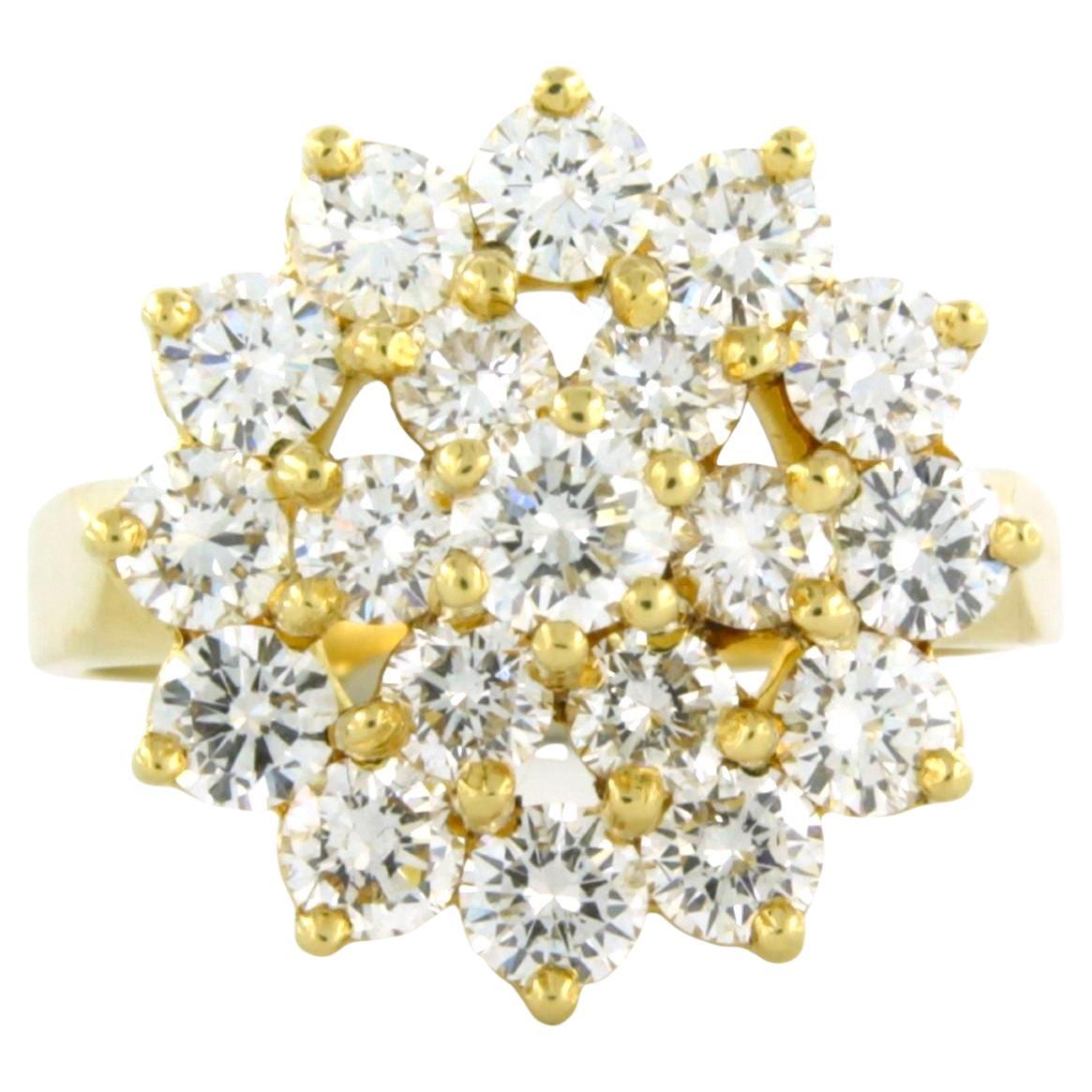 Anello con diamanti taglio brillante fino a 2,30ct 7,2 grammi oro giallo 18k