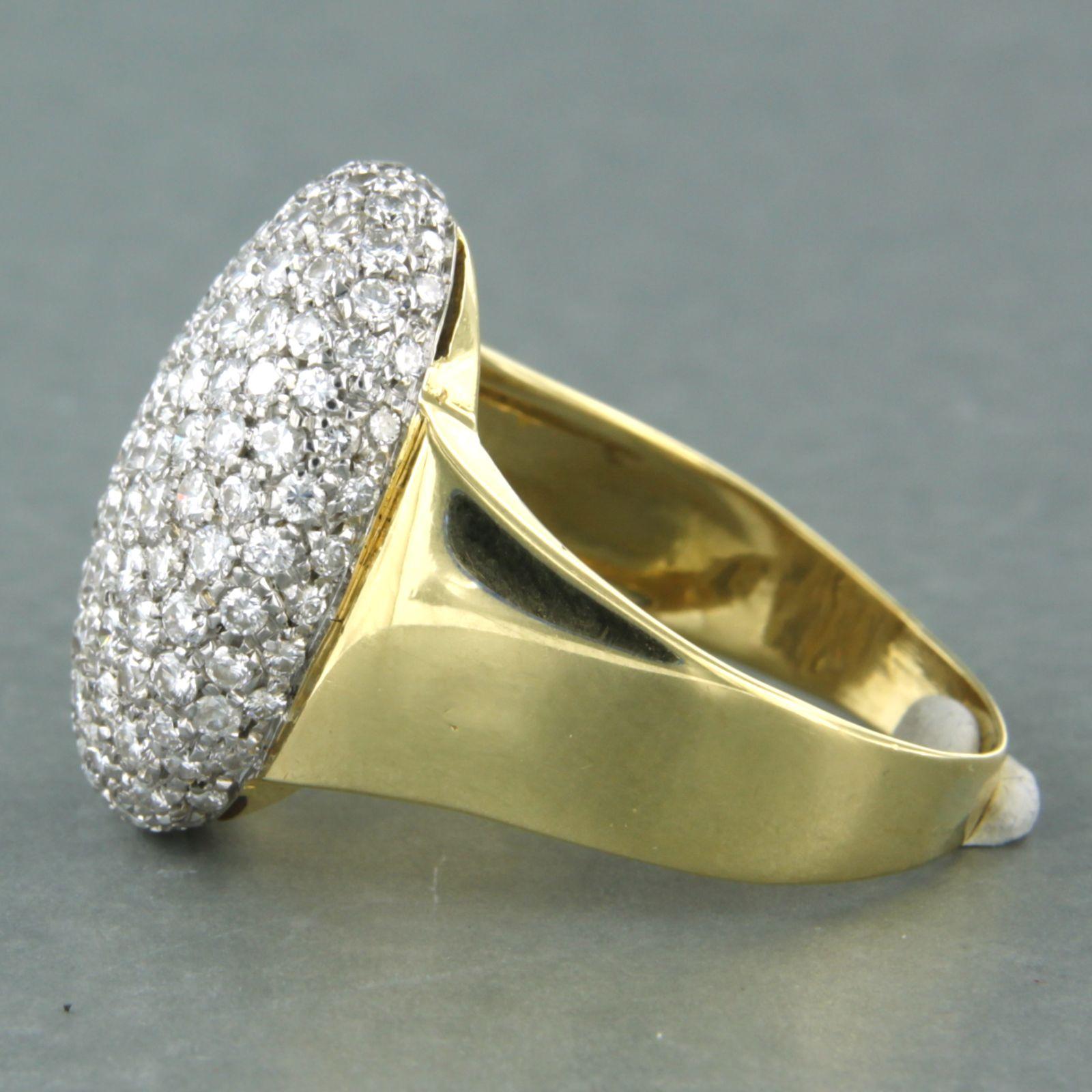 18k bicolour ring set with brilliant cut diamonds up to . 2.50ct - F/G - VS/SI - ring size U.S. 9.25 - EU.19.25 (61)

detailed description

the top of the ring is 2.1 cm wide

weight 9.2 grams

ring size US 9.25 - EU.19.25 (61), ring can be enlarged