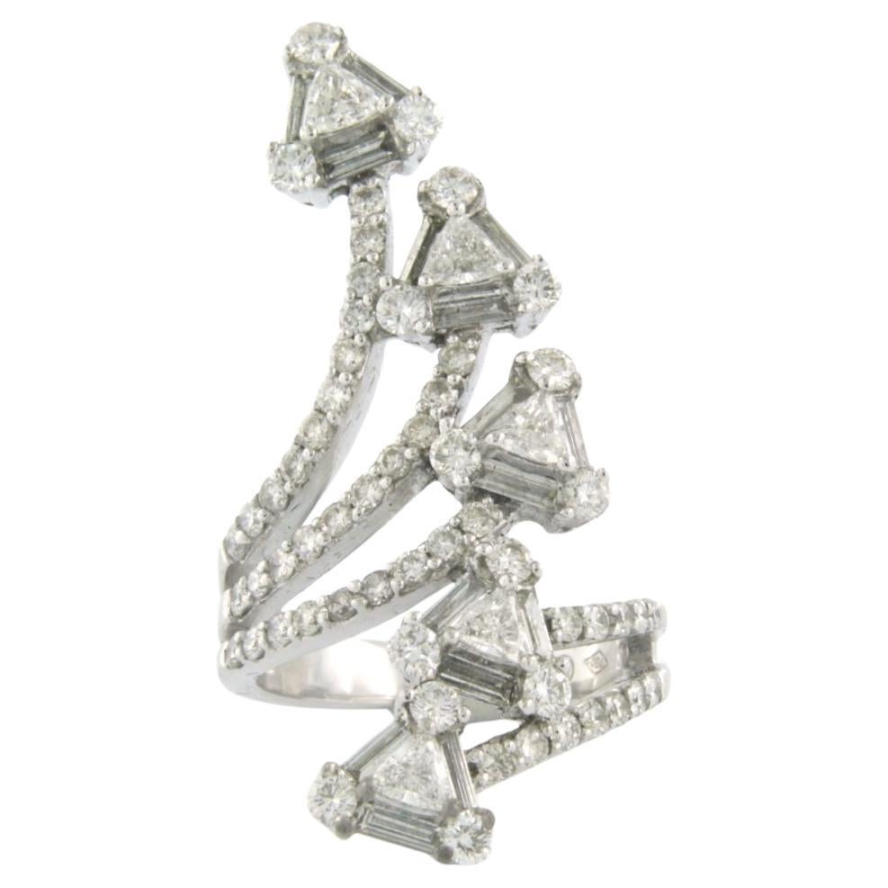 Ring with brilliant, triangle and baguette shaped diamonds up to 3.50ct 18k gold For Sale
