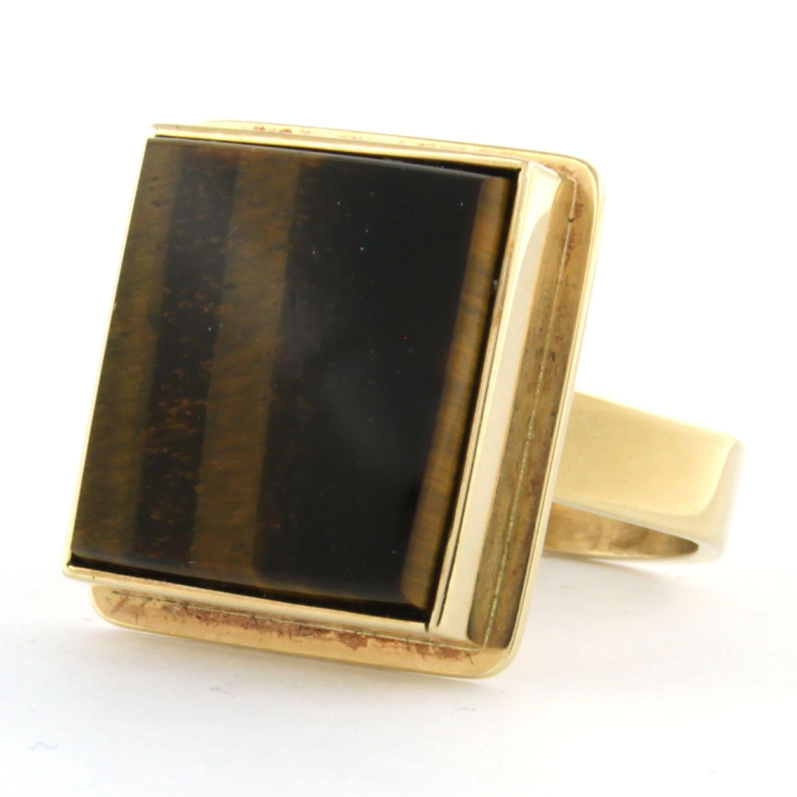 Square Cut Ring with cat's eye 10k yellow gold For Sale