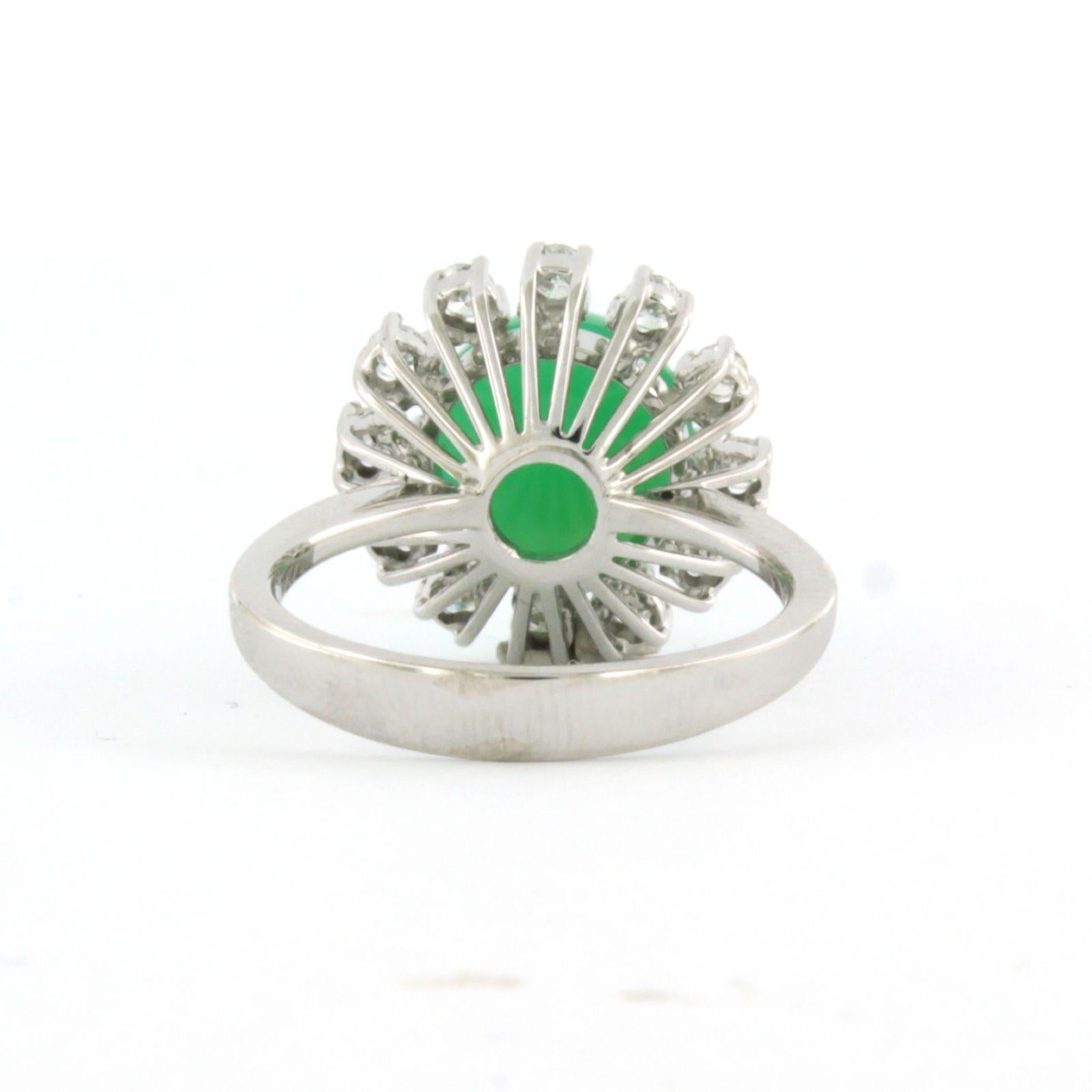 Ring mit Chrysopras und Diamanten im Brillantschliff bis zu 0,50 Karat 18 Karat Weißgold im Zustand „Hervorragend“ im Angebot in The Hague, ZH