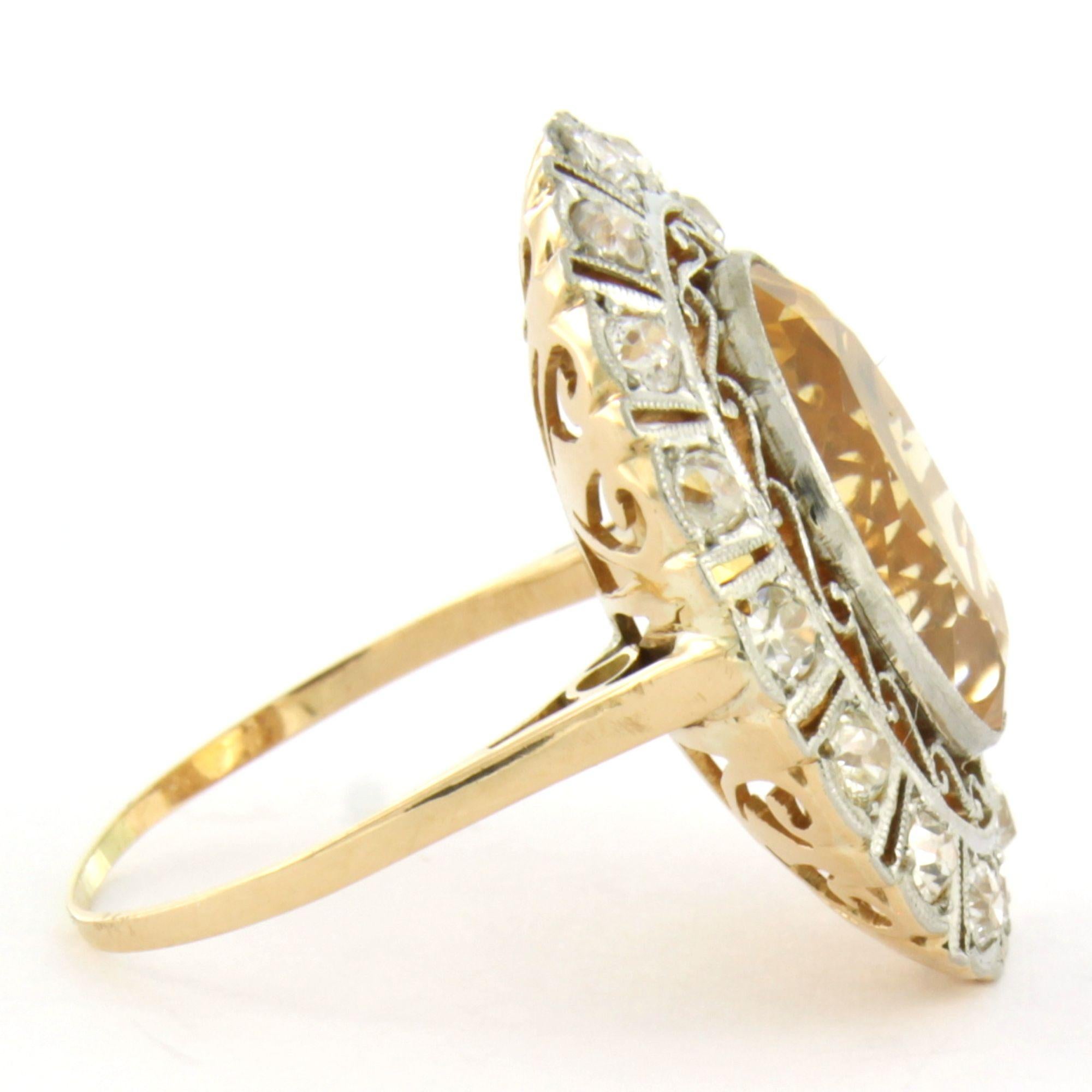 Bague en or jaune 18k et platine sertie d'une citrine et de diamants taille ancienne jusqu'à 0,50 ct - G/H - SI - taille de bague US 7 - EU 17,25 (54)

Description détaillée :

La partie supérieure de l'anneau est ovale, mesure 2,4 cm sur 2,0 cm de