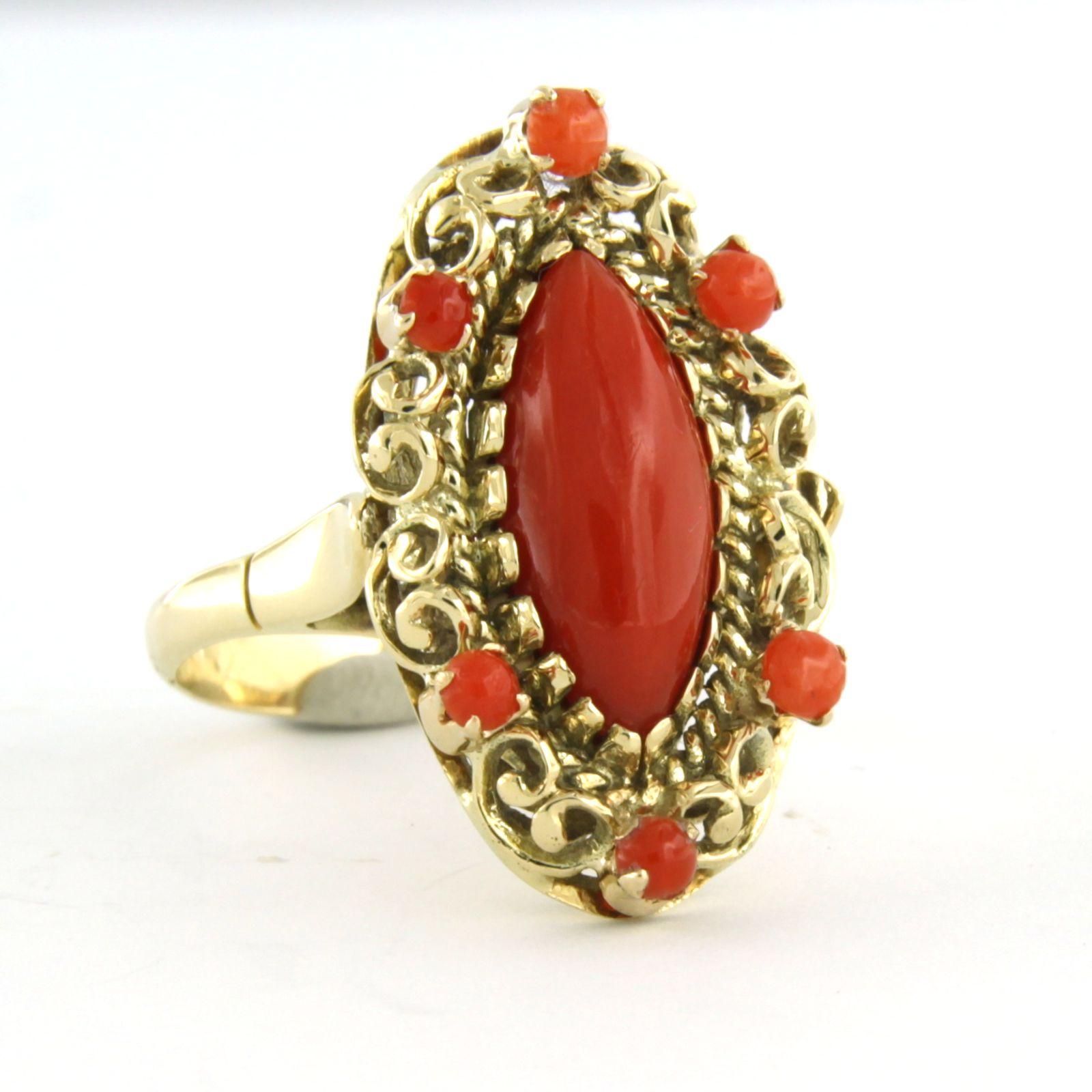 14k yellow gold ring set with coral - ring size U.S. 6.5 - EU. 17 (53)

detailed description:

the top of the ring is 2.4 cm wide and 7.4 mm high

weight 5.5 grams

ring size U.S. 6.5 - EU. 17 (53), ring can be enlarged or reduced a few sizes at