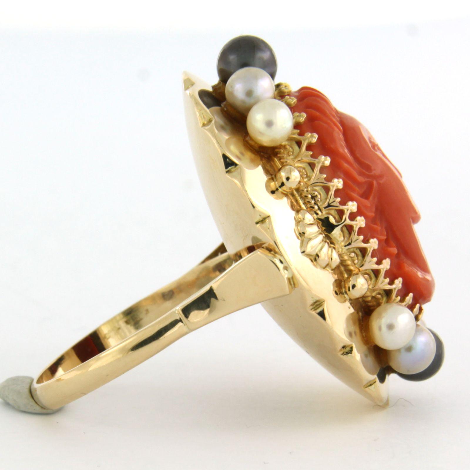 Ring mit Koralle und Perle 14k Gelbgold 12,5 Gramm (Ovalschliff) im Angebot