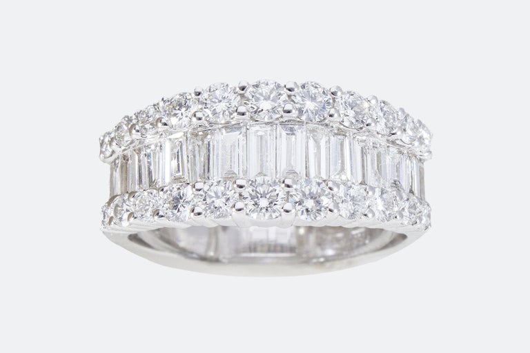 Engagement Ring with Ct 1.60 of Baguette and Brilliant Cut Diamonds at  1stDibs | baguette and brilliant cut diamond ring