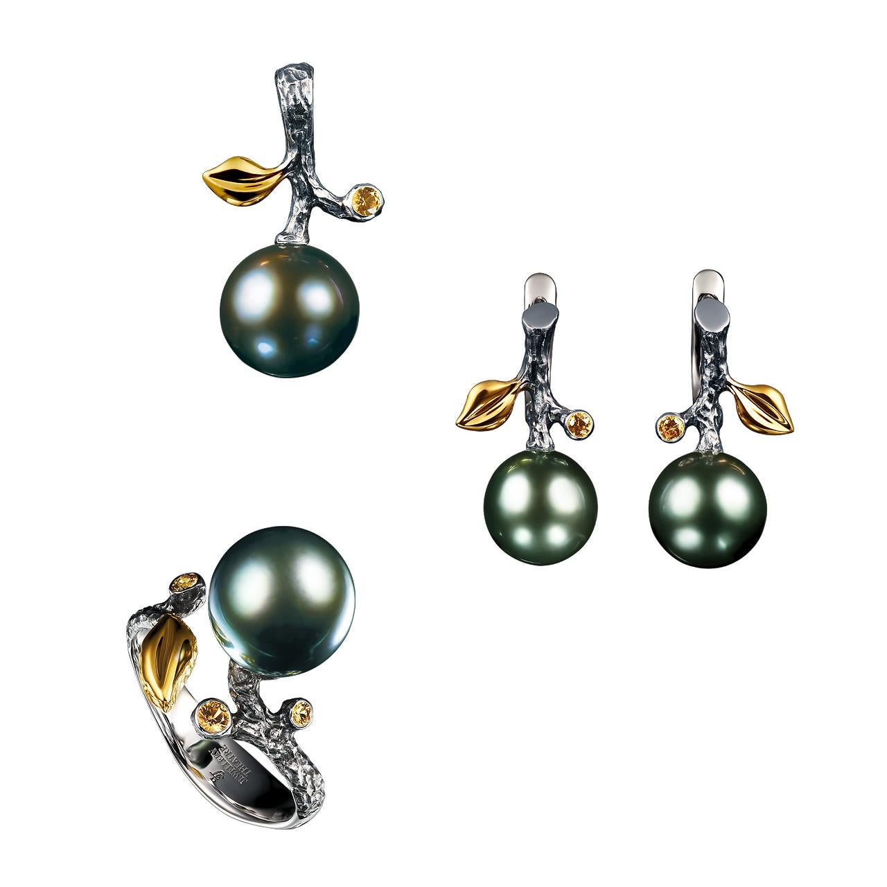 Women's 18 Karat White Gold Dark Tahitian Pearl and Yellow Sapphires Cocktail Ring For Sale