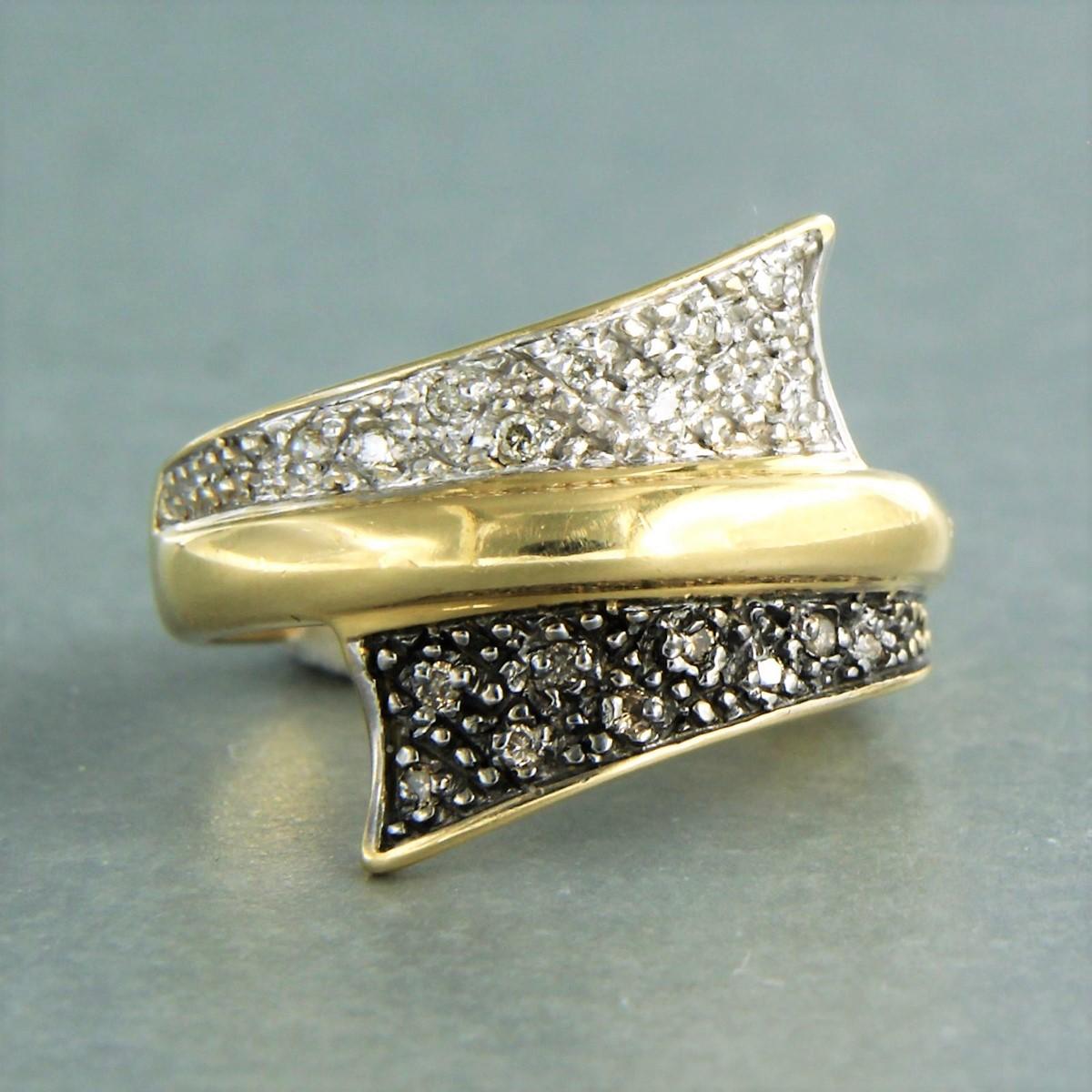 Ring with Diamond 18k yellow gold For Sale 1