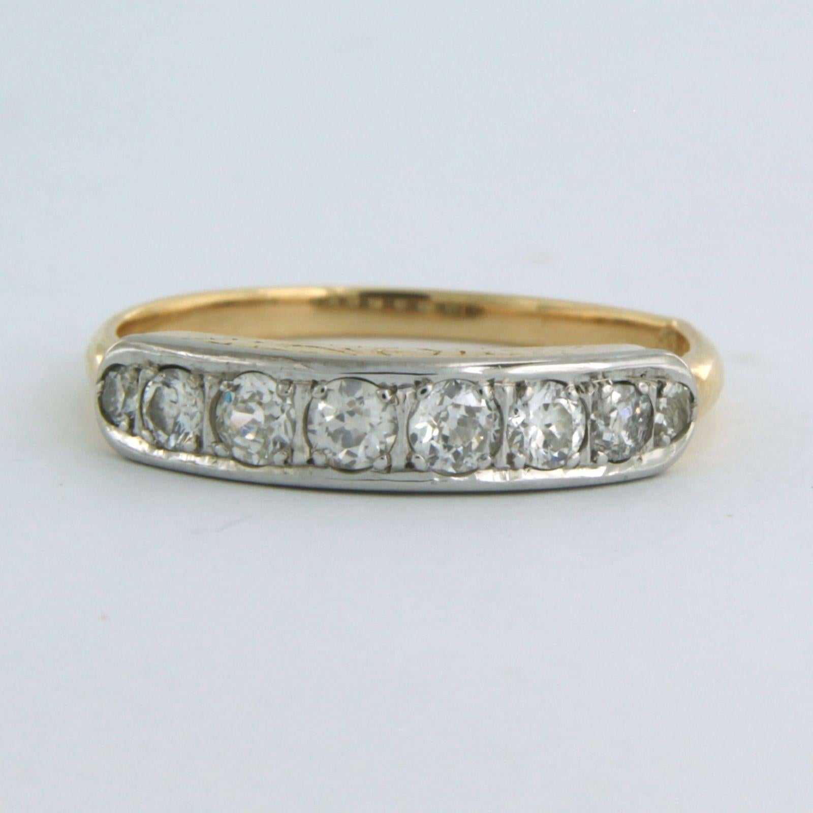 Bague en or bicolore 14k sertie d'un diamant de taille ancienne européenne jusqu'à. 0.50ct - F/G - VS/SI - taille U.S. 8.5 - EU. 18.5 (58)

description détaillée :

le haut de l'anneau a une largeur de 4.0 mm

poids 2,9 grammes

bague taille US 8.5
