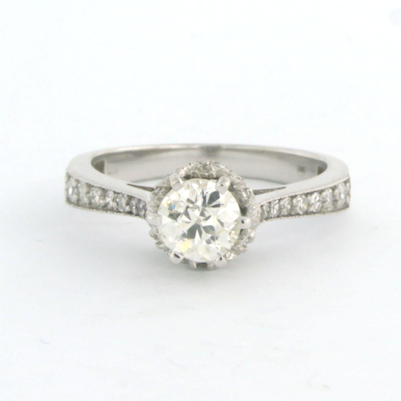 14k white gold ring set with old mine cut diamond. 1.00ct - J/K, F/G - VS/SI - ring size U.S. 7 - EU. 17.25(54)

detailed description:

the front of the ring is 7.5 mm wide by 9.5 mm high

Ring size U.S. 7 - EU. 17.25(54), ring can be enlarged or