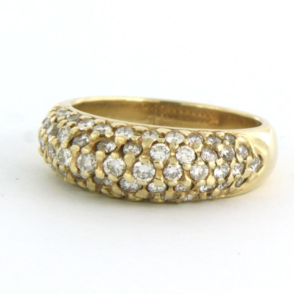 Brilliant Cut Ring with diamonds 14k yellow gold For Sale