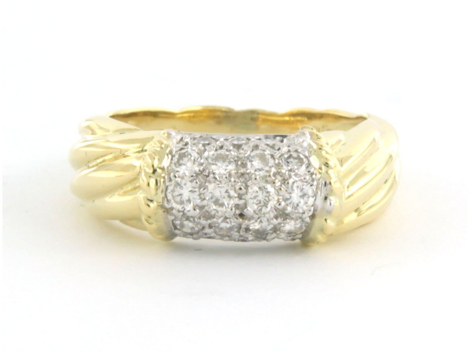 18k bicolour gold ring set with brilliant cut diamonds up to . 0.40ct - F/G - VS/SI - ring size U.S. 4.5 - EU. 15.25 (48)

detailed description

the top of the ring is 0.7 cm wide

Ring size US 4.5 - EU. 15.25 (48), the ring can be enlarged or