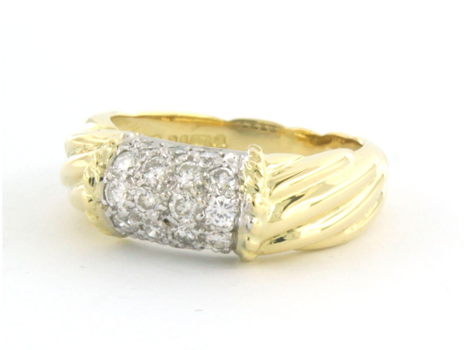Brilliant Cut Ring with diamonds 18k bicolour gold  For Sale