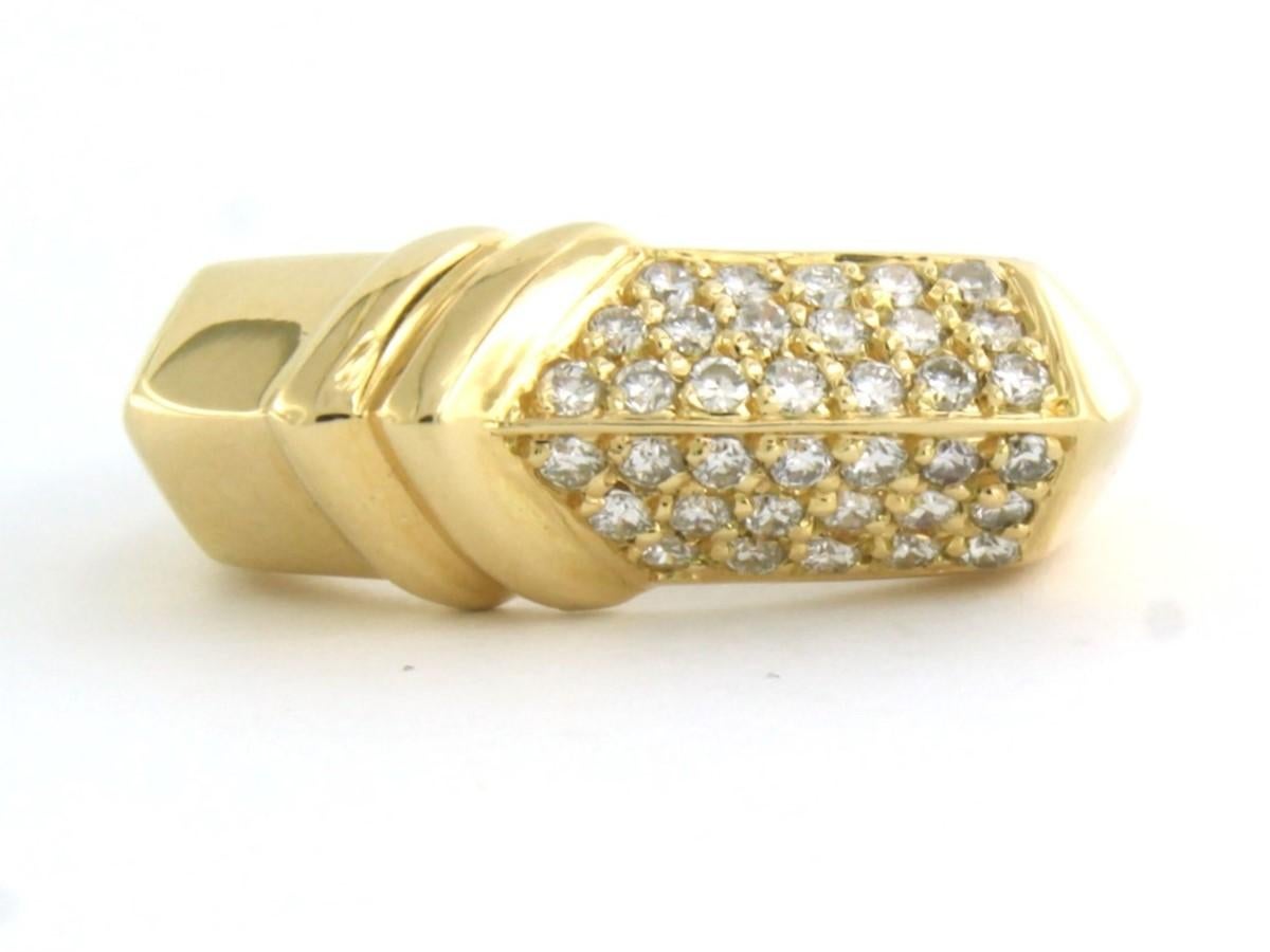 Ring with diamonds 18k yellow gold  In Good Condition For Sale In The Hague, ZH
