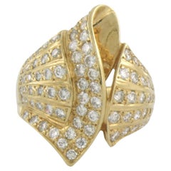 Bague avec diamants au total 1,80 carat or jaune 18 carats