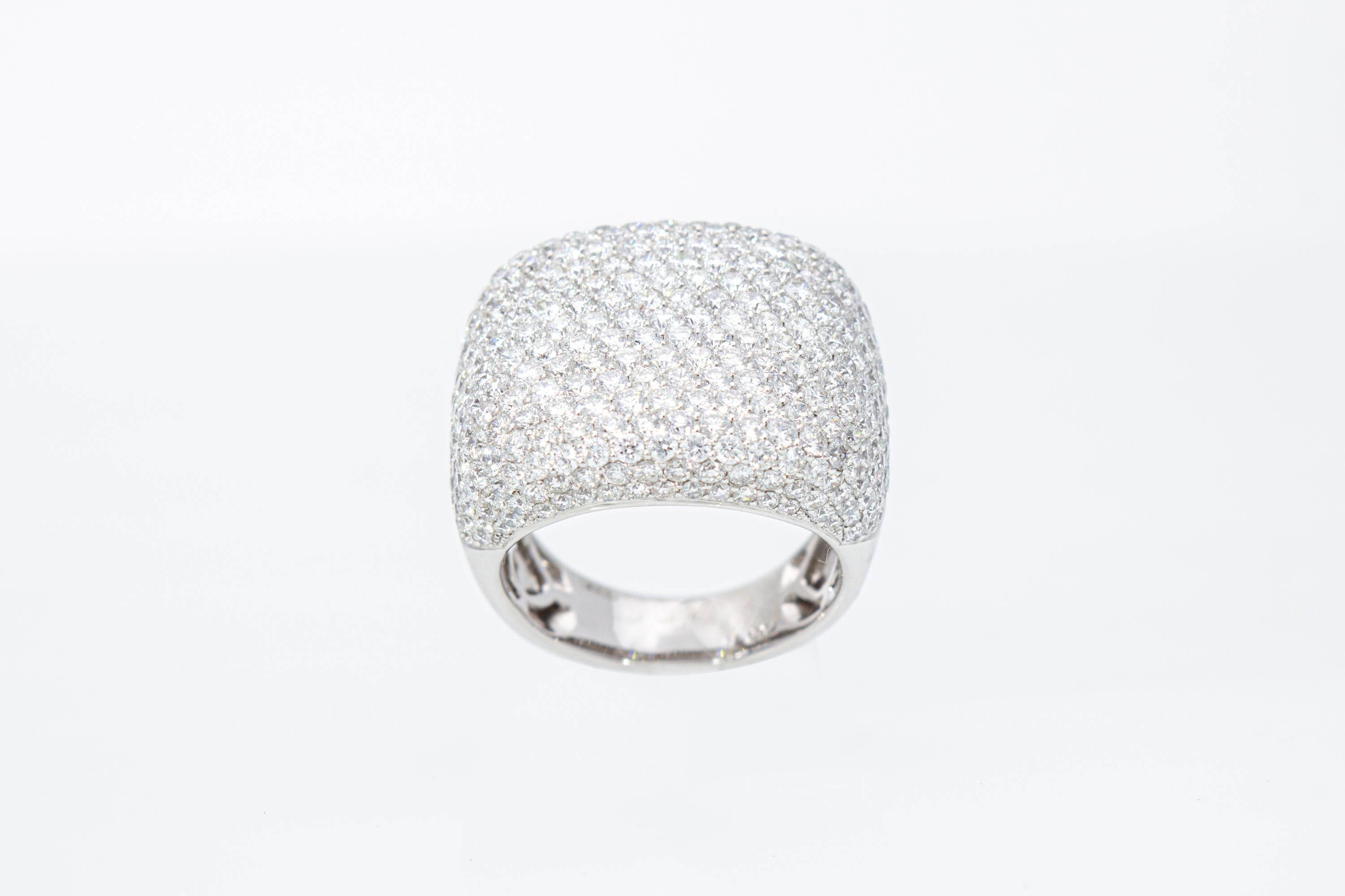 Ring with ct 5.33 diamond pave. Made in Italy 18 Kt For Sale 3