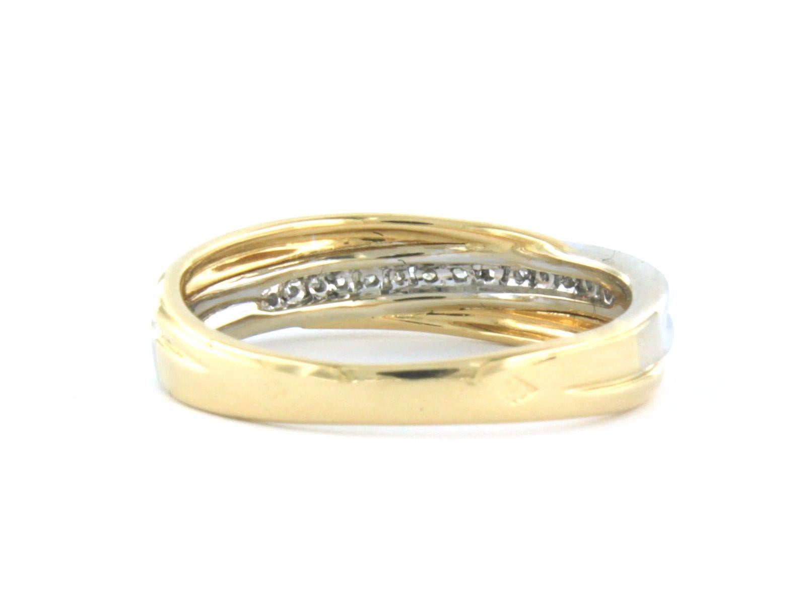 RIng with diamonds up to 0.14ct 18k bicolour gold For Sale 1