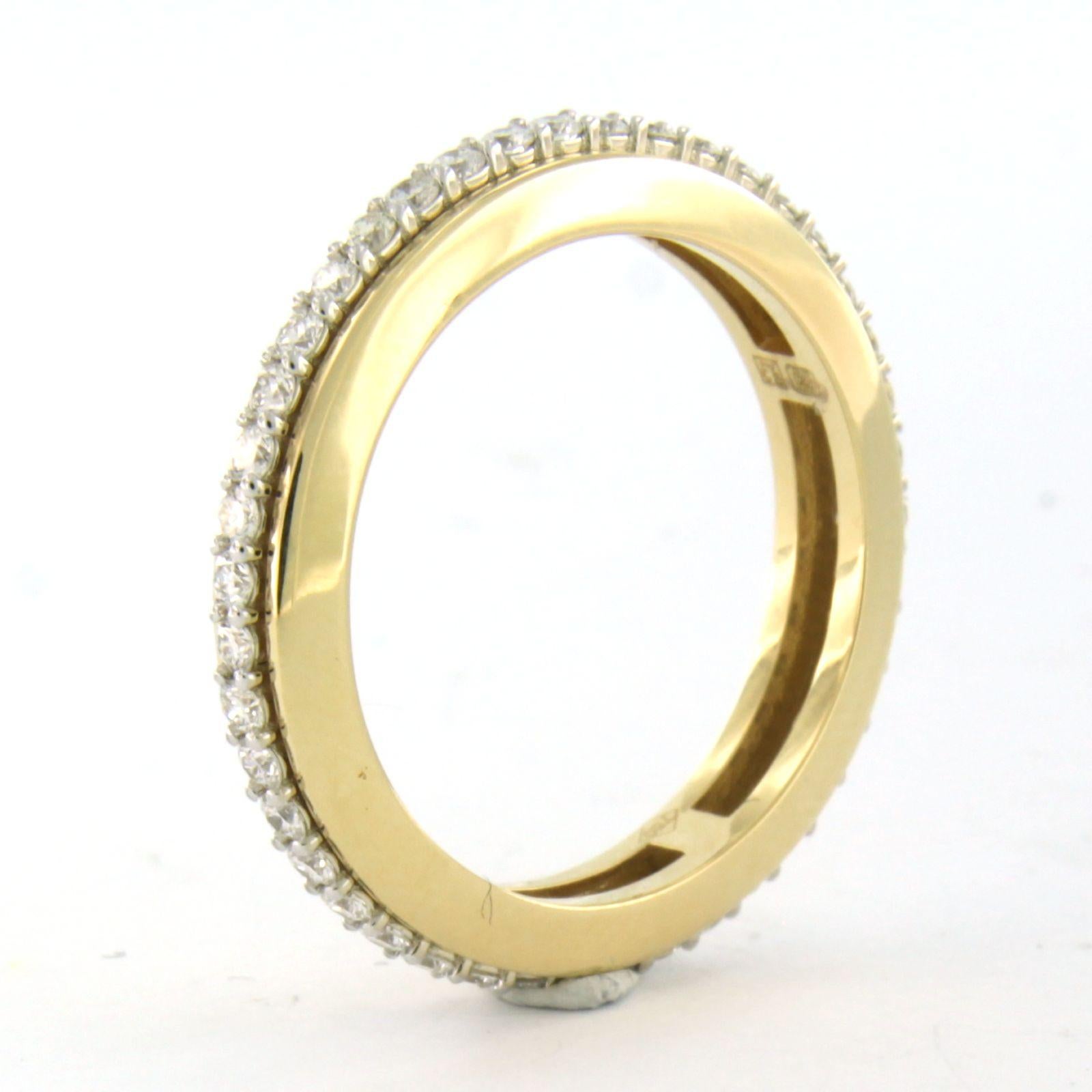 Modern Ring with diamonds up to 0.58ct 18k bicolour gold For Sale