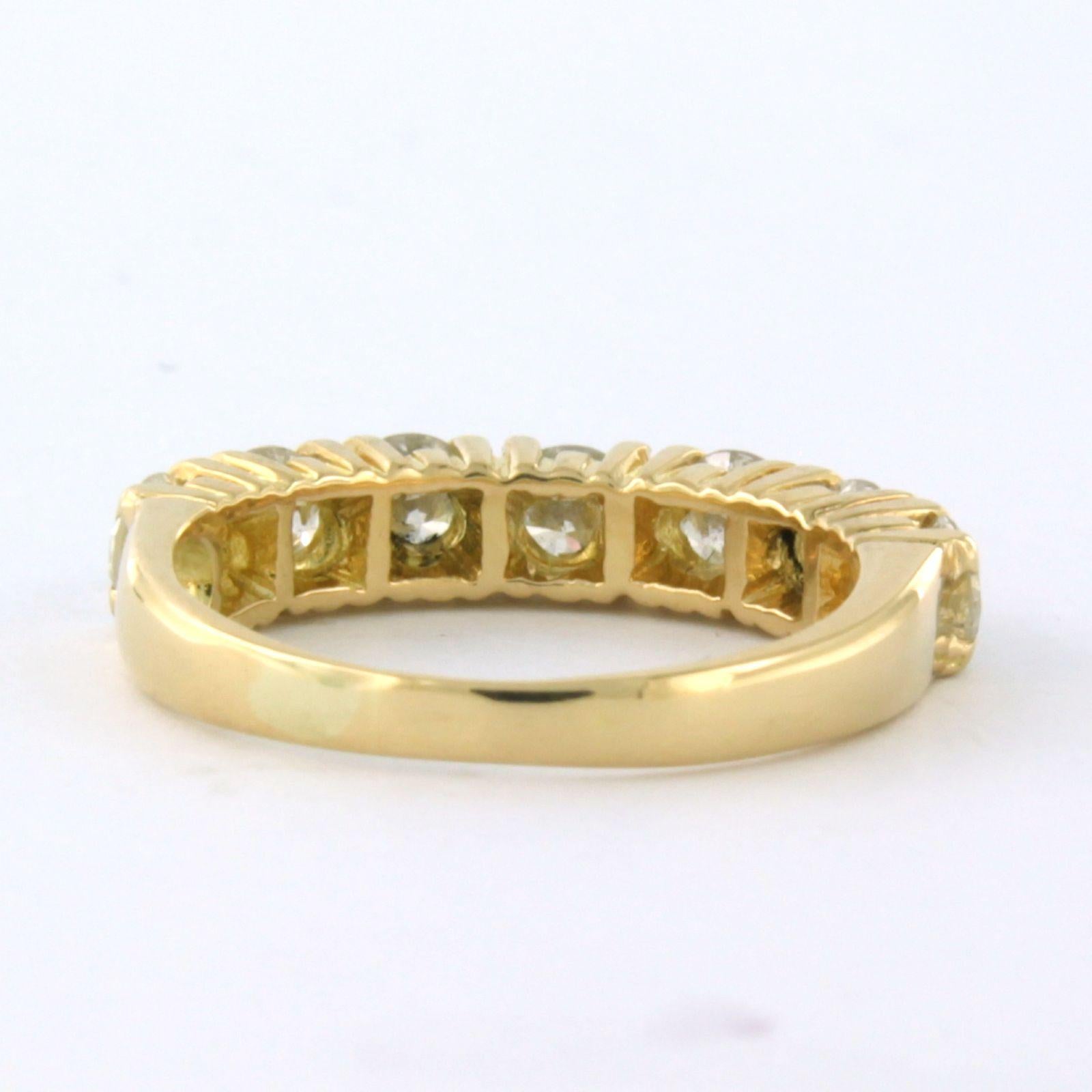 Ring with diamonds up to 0.97ct 18k yellow gold In Excellent Condition For Sale In The Hague, ZH