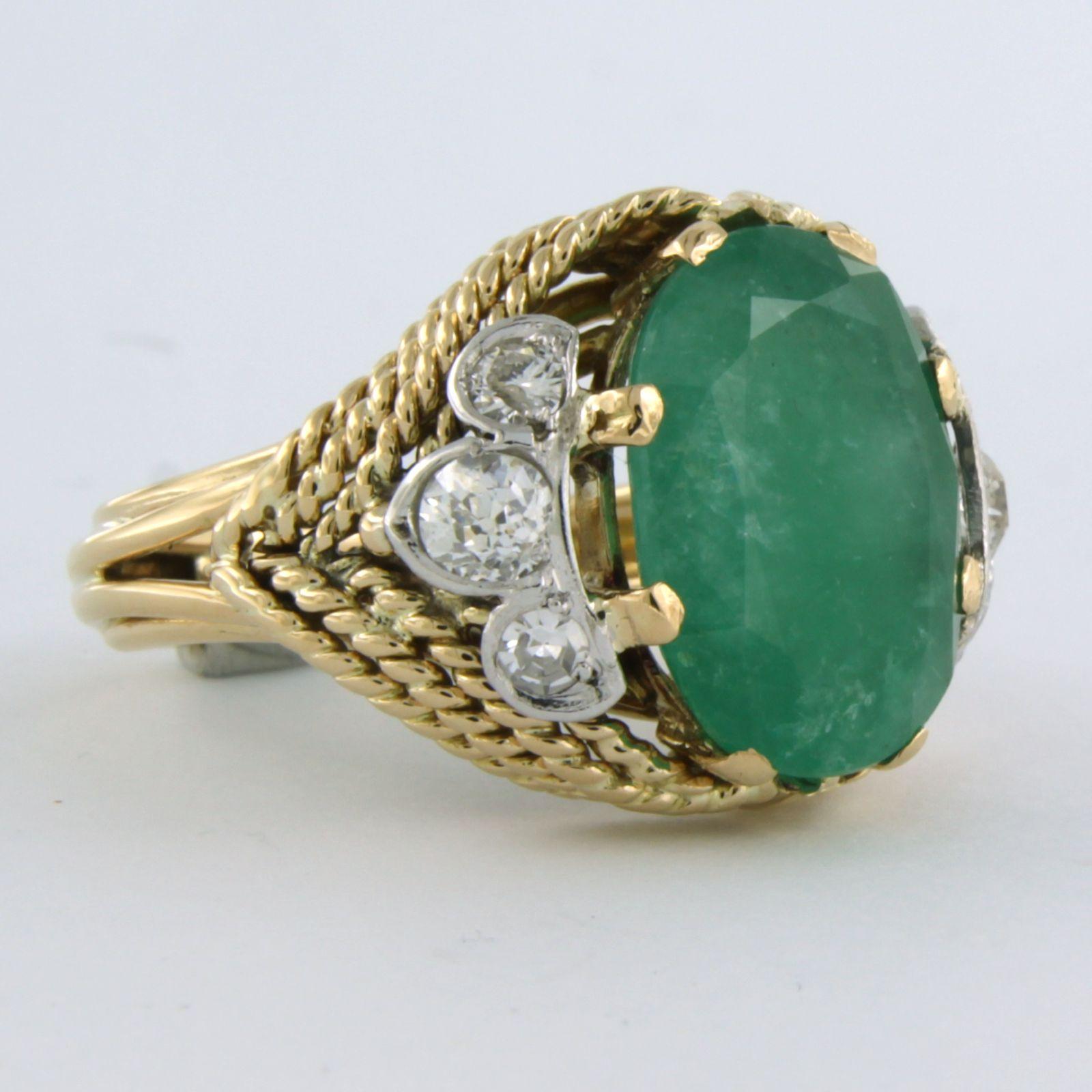 Art Nouveau Ring with emerald 8.11ct and old mine cut diamonds 0.74ct 14k gold and platinum For Sale