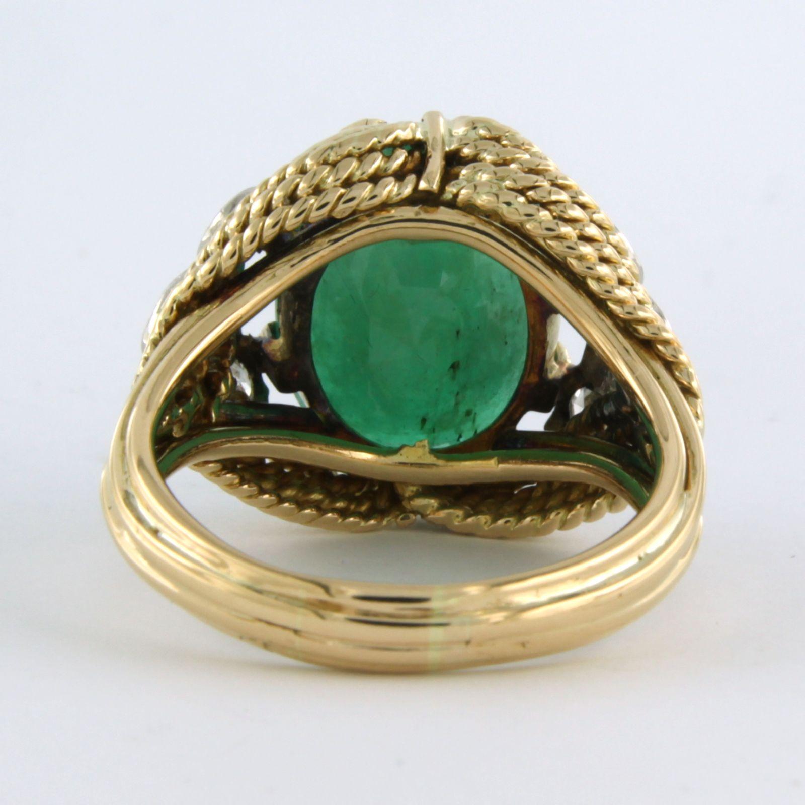 Women's Ring with emerald 8.11ct and old mine cut diamonds 0.74ct 14k gold and platinum For Sale