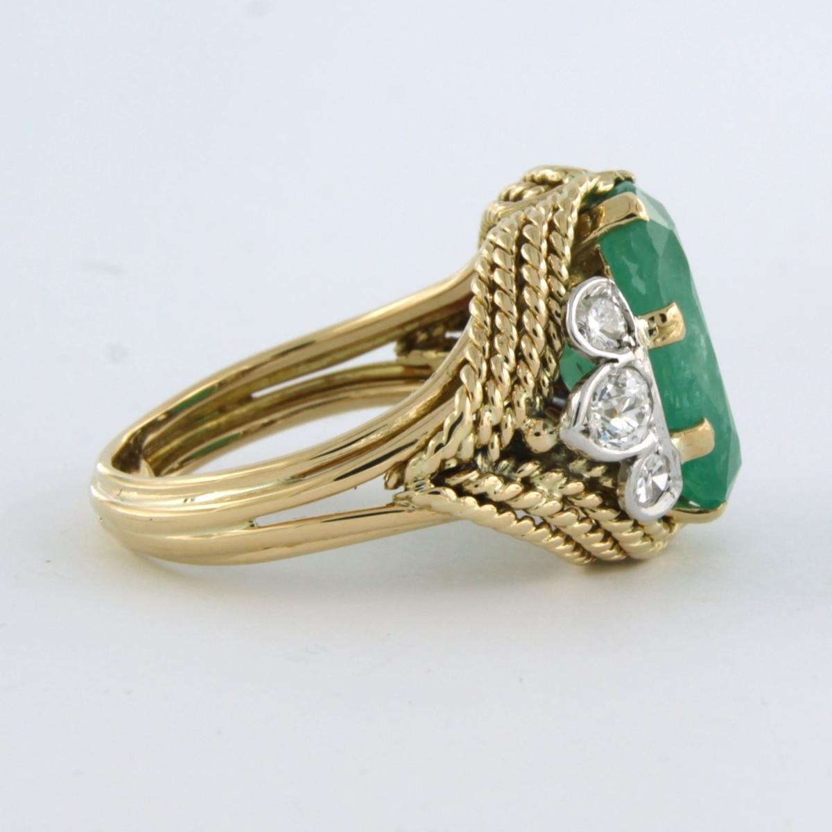 Ring mit Smaragd 8,11 Karat und Diamanten im alten Minenschliff 0,74 Karat 14k Gold und Platin Damen im Angebot